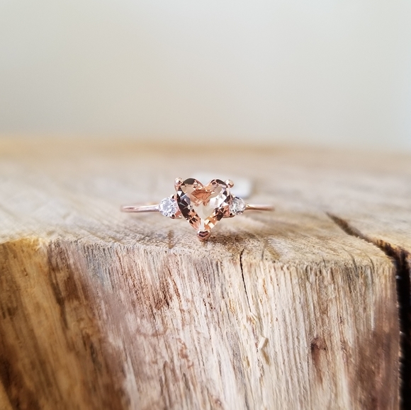14kt Rose Gold Morganite Sweetheart Ring - Picture 2 of 6